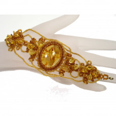 Браслет из балтийского янтаря и бисера