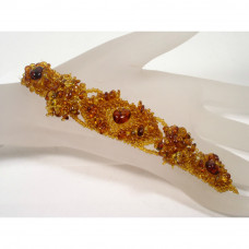 Браслет из балтийского янтаря и бисера