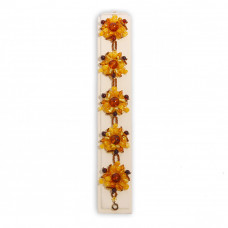 Браслет с цветами из балтийского янтаря с бисером