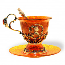 Чашка чайная "Екатерина" из янтаря