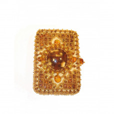 дамское зеркало из янтаря