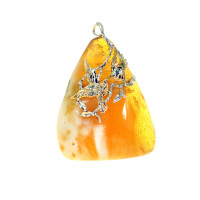 Эксклюзивный кулон из янтаря YK 6