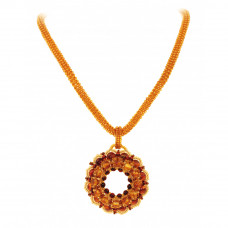 Элегантный кулон из натурального янтаря и бисера