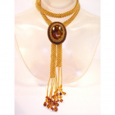 Галстук из янтаря