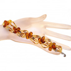 Изящный браслет из балтийского янтаря и бисера