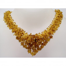 Колье из балтийского янтаря и бисера