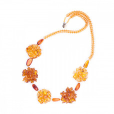 Колье из балтийского янтаря и бисера