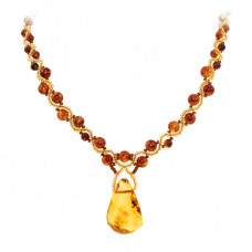 Колье из балтийского янтаря и бисера