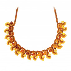 Колье из бисера и натурального янтаря