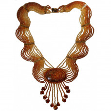 Колье из натурального балтийского янтаря