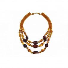 Колье из натурального балтийского янтаря