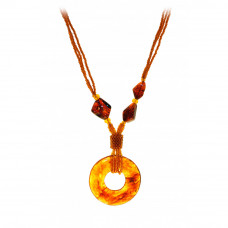 Колье из натурального балтийского янтаря
