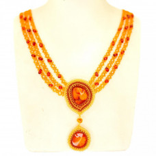 Колье из натурального янтаря и бисера