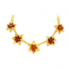 Колье-цветы из балтийского янтаря двух цветов и бисера