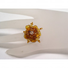 Кольцо из натурального балтийского янтаря и бисера