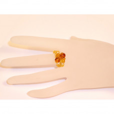 Кольцо из светлого натурального янтаря