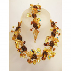 Комплект из балтийского янтаря, бисера и бирюзы: колье, браслет