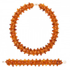 Комплект из балтийского янтаря и бисера: колье, браслет