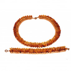 Комплект из балтийского янтаря и бисера: колье, браслет