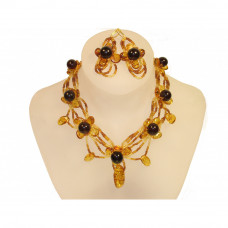 Комплект из натурального янтаря: колье и серьги