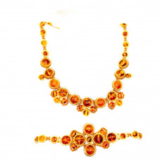 Комплект: колье, браслет из бисера и балтийского янтаря