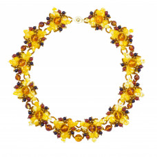 Красивое ожерелье из натурального янтаря с бисером