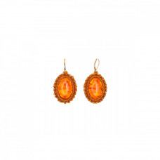 Красивые овальные серьги из балтийского янтаря, бисера и ювелирного сплава