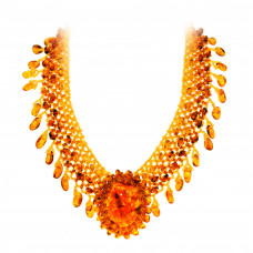 Крупное, нарядное колье из балтийского янтаря и бисера