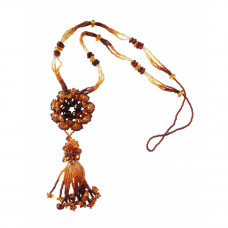 Кулон-цветок из балтийского янтаря и бисера