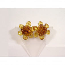 Небольшие клипсы в форме цветов из натурального янтаря