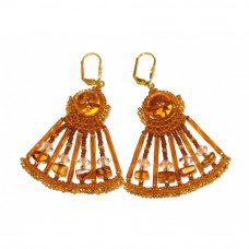 Необычные серьги из балтийского янтаря и бисера