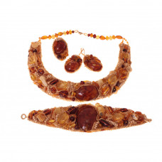Необычный комплект из янтаря с использованием бисера, кожи и органзы: колье, браслет, серьги, кольцо из янтаря Необычный комплект из янтаря с использованием бисера, кожи и органзы: колье, браслет, серьги, кольцо из янтаря