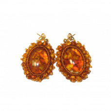 Овальные серьги из балтийского янтаря и бисера