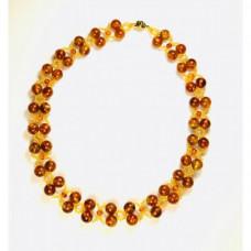 Ожерелье из балтийского янтаря и бисера