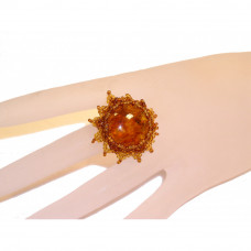 Перстень из балтийского янтаря и бисера