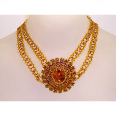 Плетеное колье из балтийского янтаря