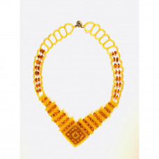 Плетеное колье из бисера и янтаря