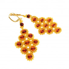 Плетеные, ромбовидные серьги из балтийского янтаря, бисера и ювелирного сплава