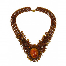 Роскошное крупное колье из натурального янтаря и бисера