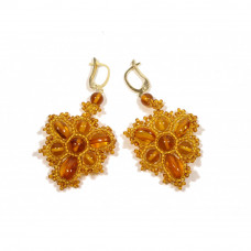 Серьги из натурального янтаря и бисера