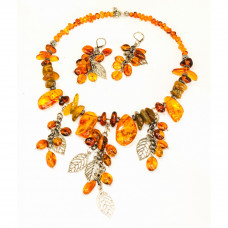 Серьги из натурального янтаря с металлическими вставками