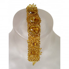 Широкий браслет из бисера и натурального светлого янтаря