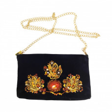 Сумочка бархатная, расшитая золотой нитью и янтарем