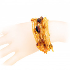 Янтарный браслет с бисером