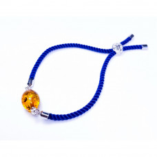 Яркий браслет из насыщенно-синего шёлкового шнура со вставкой из натурального янтаря