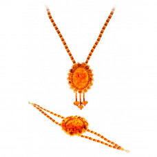 Яркий комплект из балтийского янтаря и бисера: кулон, браслет