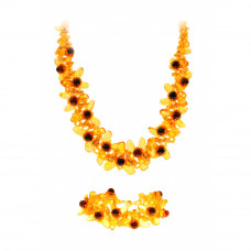 Яркий комплект из натурального янтаря и бисера: колье, браслет